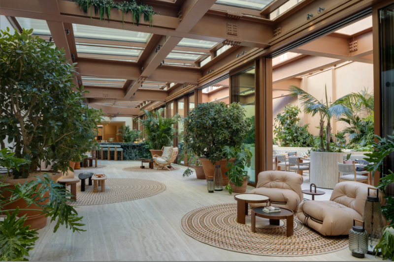 Lobby designed by Patricia Urquiola